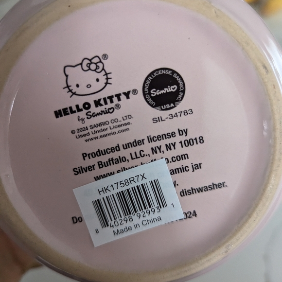 BNWT Hello Kitty Ceramic Bamboo Container - Picture 2 of 5